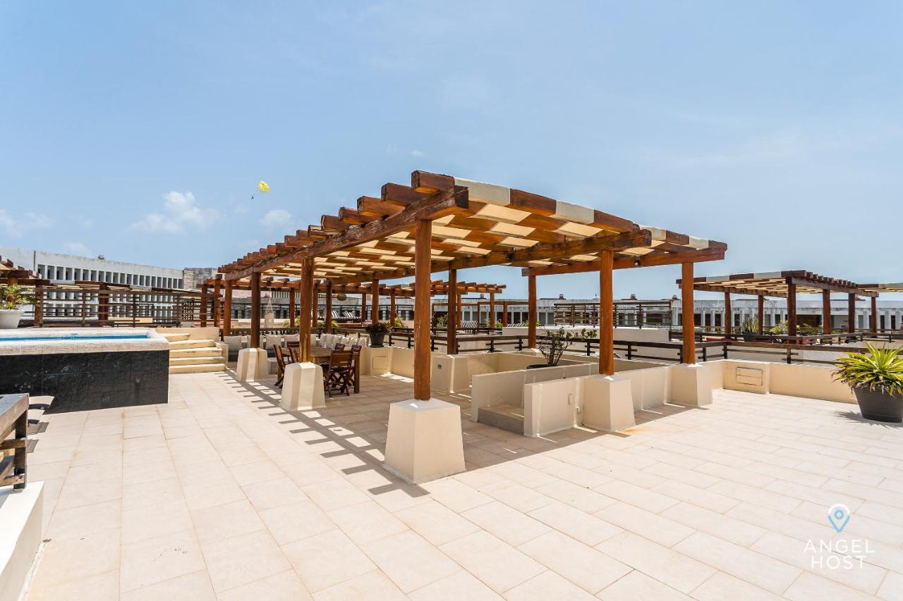 Hébergement de vacances Magnificent Oceanview Rooftop Lounge With Plunge Pool *